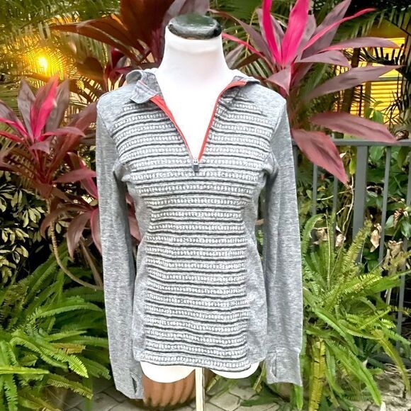 Mondetta Hooded Half-Zip Active Top - Picture 3 of 11